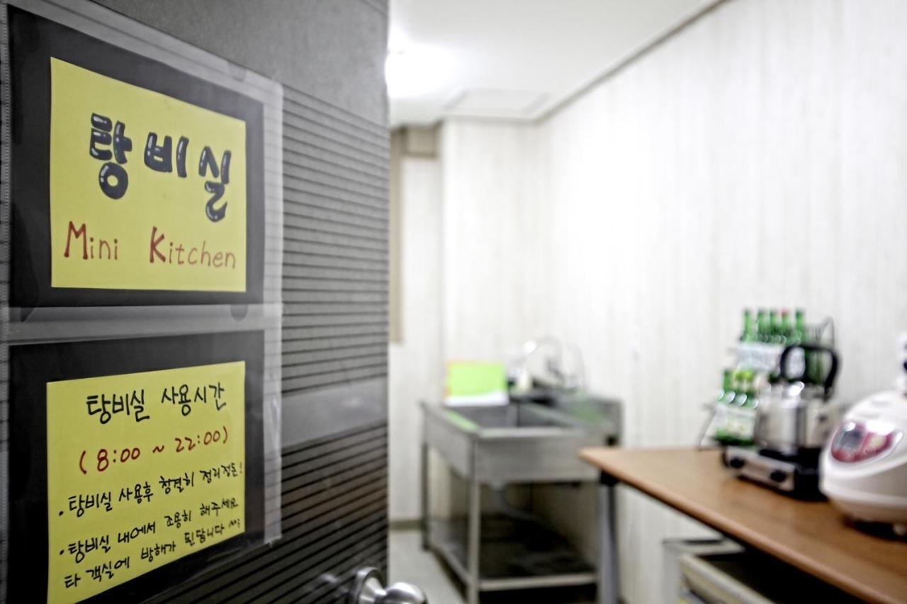 One Percent Hostel Jeonju Exterior foto